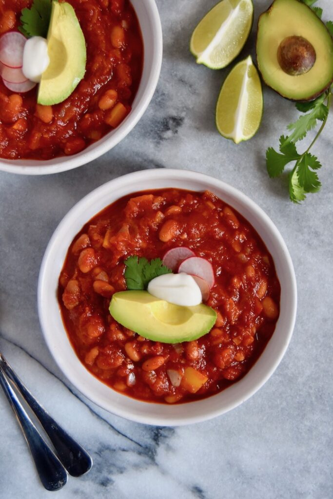 Quick Vegetarian Pinto Bean Chili