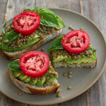 Is the plant-based trend gaining traction in restaurants? The GFI unveils its annual scorecard