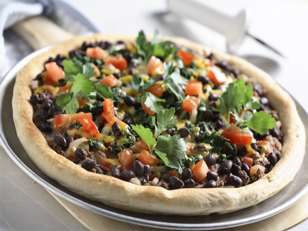 Tomato, Spinach and Black Bean Pizza